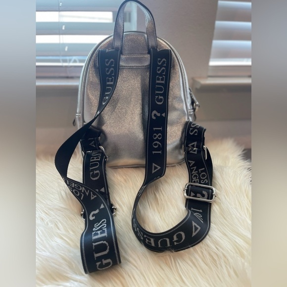 GUESS ZANA Sliver Backpack - Picture 5 of 9